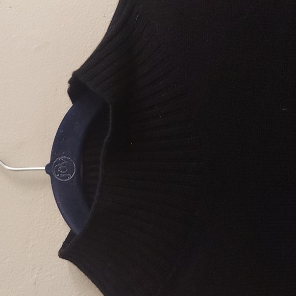 ATHLETA Alpine Tabard Cashmere Blend Sleeveless Sweater - Picture 5 of 15